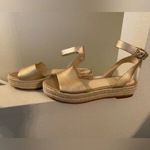 Vince Camuto Kathalia Gold Espadrille Sandals. Size 10. Strap with Buckle.